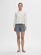 Load image into Gallery viewer, Selected Linnie linen shirt White