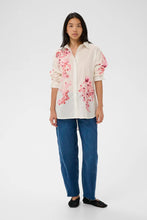 Load image into Gallery viewer, Part Two Aleia placement print shirt Pink Shadow Flower - CW CW