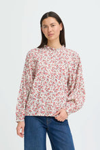 Load image into Gallery viewer, Ichi Wina ditsy print ruffle neck shirt Teaberry