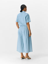 Load image into Gallery viewer, Object Elsie striped wide leg culottes Light Blue Denim