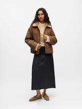 Load image into Gallery viewer, Object Sharri reversible teddy jacket Tannin