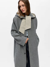 Load image into Gallery viewer, Object Holly reversible trench coat Opal Grey & Macedamia