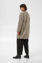 Load image into Gallery viewer, Part Two Catya sherpa coat Natural Spots