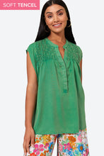 Load image into Gallery viewer, Eb & Ive Elan tencel shirred detail top Meadow