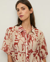 Load image into Gallery viewer, Yerse Manila print drawstring blouson shirt Cinammon Limestone - CW CW
