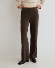 Load image into Gallery viewer, Yerse Fluid knit wide leg corduroy trouser Dark Brown