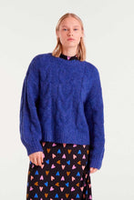 Load image into Gallery viewer, Compañia Fantastica Cable knit jumper True Blue