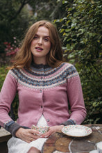 Load image into Gallery viewer, Eribe Alpine short merino cardigan Vintage Pink