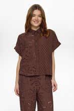 Load image into Gallery viewer, Numph Palma broderie patchwork shirt Chicory Coffee - CW CW