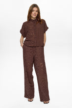 Load image into Gallery viewer, Numph Palma broderie patchwork shirt Chicory Coffee - CW CW