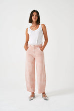 Load image into Gallery viewer, seventy + mochi Bo jean barrel leg jean Cloudy Pink
