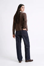 Load image into Gallery viewer, Artlove Alalie classic lightweight cardigan Brown
