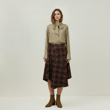 Load image into Gallery viewer, Artlove Celine check asymmetric skirt Brown