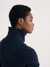 Load image into Gallery viewer, Seasalt Bassett Cove jumper Maritime