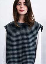 Load image into Gallery viewer, FRNCH Harrison checkered gilet Dark Navy Grey