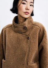 Load image into Gallery viewer, FRNCH Cauldron reversible teddy jacket Camel