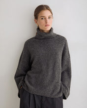 Load image into Gallery viewer, Yerse Oversized textured roll neck knit Lead