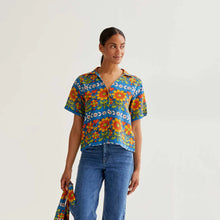 Load image into Gallery viewer, Compañia Fantastica Garden print shirt Blue - CW CW