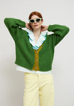 Load image into Gallery viewer, Dr.Bloom Cocoon cosy cardigan Verde