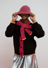 Load image into Gallery viewer, Dr Bloom Grace scarf detail cardigan Marrón