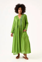 Load image into Gallery viewer, Chico Soleil Zazie pintuck detail dress Peridot Green - CW CW