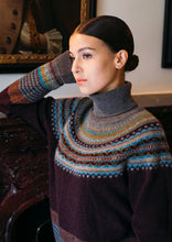 Load image into Gallery viewer, Eribe Alpine roll collar sweater Esmeralda