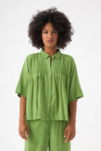 Load image into Gallery viewer, Chico Soleil Rusty textured pintuck shirt Peridot Green - CW CW