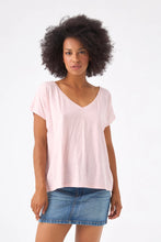 Load image into Gallery viewer, Chico Soleil Roxy 3 relaxed t shirt Rose Meringue - CW CW