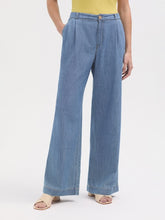 Load image into Gallery viewer, Nice Things light weight denim trouser Light Indigo