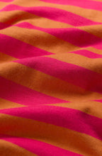 Load image into Gallery viewer, Seasalt Sailor top scallion Wild Raspberry