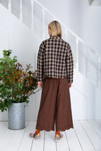 Load image into Gallery viewer, Bonté Mikka reversible quilted check & print jacket Ink Sand Multi