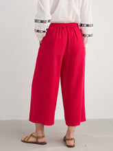 Load image into Gallery viewer, Seasalt Merrivale Linen culottes Scarlet