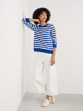 Load image into Gallery viewer, Seasalt Nessa sweatshirt Scallion Chalk Bright Marine