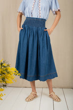 Load image into Gallery viewer, Bonté Polly scalloped hem denim skirt Mid Wash - CW CW