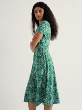 Load image into Gallery viewer, Seasalt April s/s jersey dress Woodland Floral Dark Stem