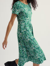Load image into Gallery viewer, Seasalt April s/s jersey dress Woodland Floral Dark Stem