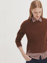 Load image into Gallery viewer, Nice Things Button detail short jumper Intense Camel