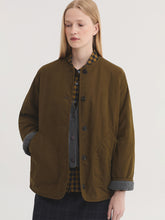Load image into Gallery viewer, Nice Things Reversible quilted jacket Olive Anthracite
