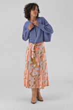 Load image into Gallery viewer, Orfeo Maelie speckled boxy knit cardigan Denim - CW CW