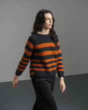 Load image into Gallery viewer, Bibico Force five mohair blend handknit jumper Navy Pumpkin