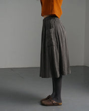 Load image into Gallery viewer, Bibico Nora pinstripe skirt Black Grey pinstripe