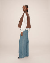 Load image into Gallery viewer, Grace & Mila Seth reversible corduroy waistcoat Chociolate