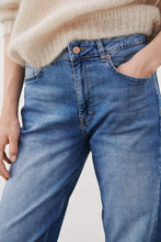Load image into Gallery viewer, Part Two Hela jean Light Blue Denim