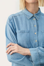 Load image into Gallery viewer, Part Two Emmarose lyocell casual shirt Light Blue Denim