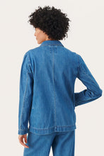 Load image into Gallery viewer, Part Two Cocco blazer Medium Blue Denim