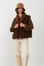 Load image into Gallery viewer, Orfeo Madeline faux sheepskin gilet Chocolate