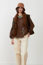 Load image into Gallery viewer, Orfeo Madeline faux sheepskin gilet Chocolate
