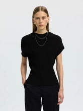 Load image into Gallery viewer, Selected Carly pleat fabric structured top Black
