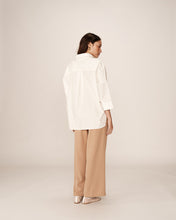 Load image into Gallery viewer, Grace & Mila Pavel relaxed poplin shirt Ecru