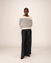 Load image into Gallery viewer, Grace & Mila Pacome boat neck top Marine